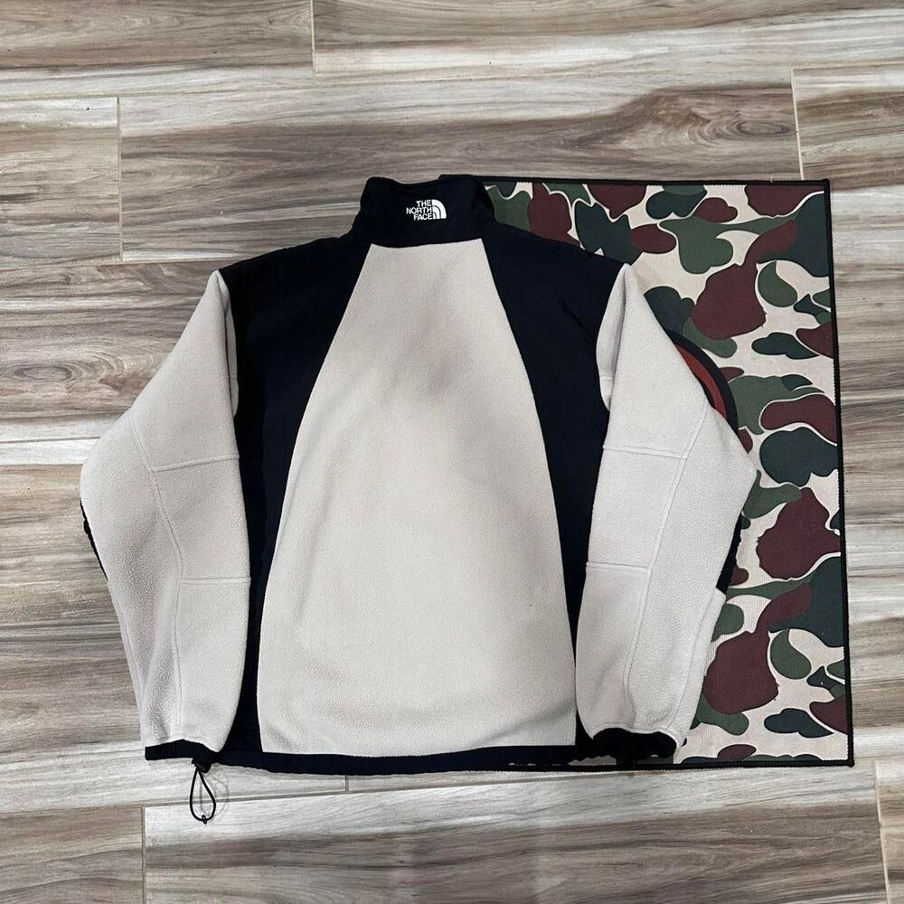 Vintage The North Face cream and black fleece jacket - Picture 3 of 7